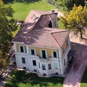 VILLA CENTURINI